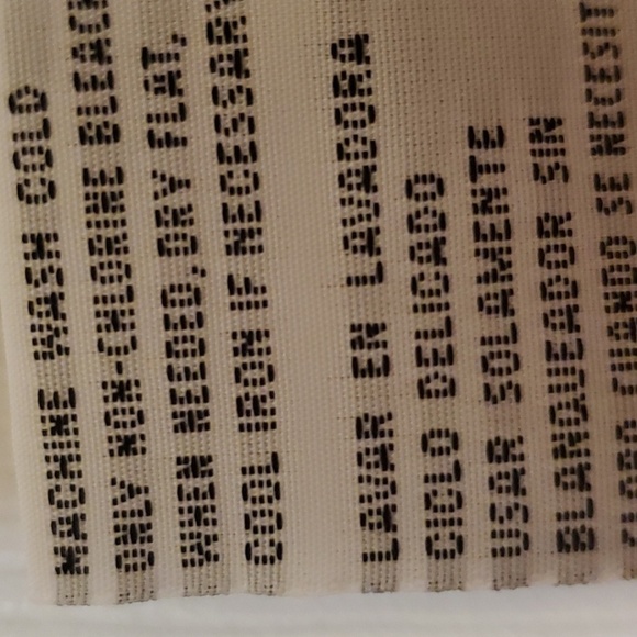 Sag Harbr red SS embroidered top NWT size large - Picture 5 of 13